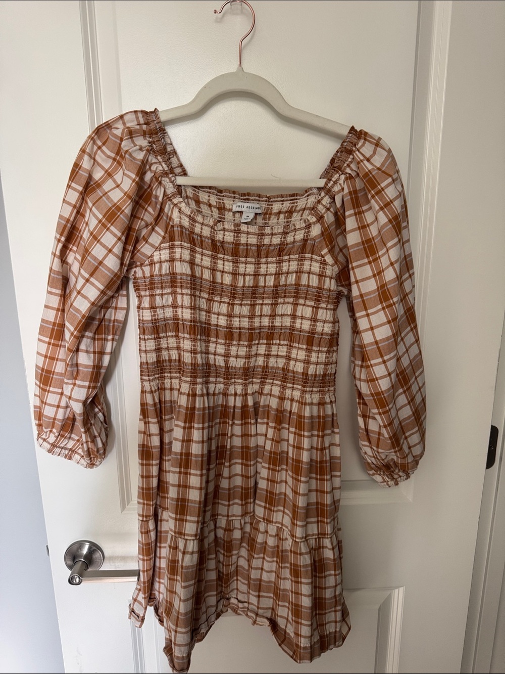 Smocked Plaid Puff-Sleeve Dress in Brown and White